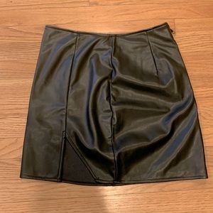Garage faux-leather « as if! » skirt
